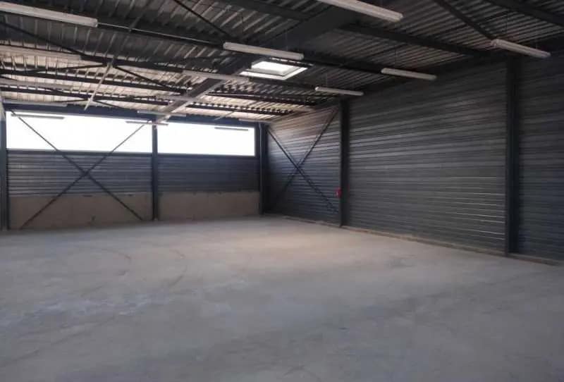 Local d’activités dans Bessenay à louer - Photo intérieure – Image 3 sur 9