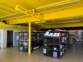10807 Harry Hines Blvd, Dallas, TX à vendre Photo de l’immeuble– Image 1 sur 5