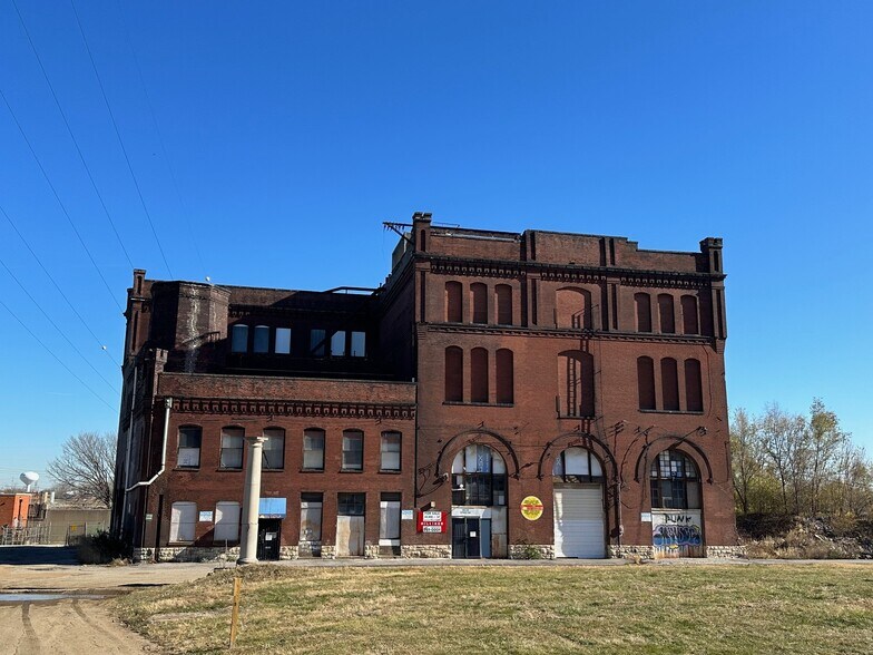 1322 Lewis St, Saint Louis, MO à vendre - Photo de l’immeuble – Image 3 sur 10