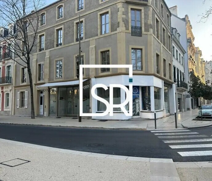 Local commercial dans Vichy à louer - Photo de l’immeuble – Image 2 sur 10