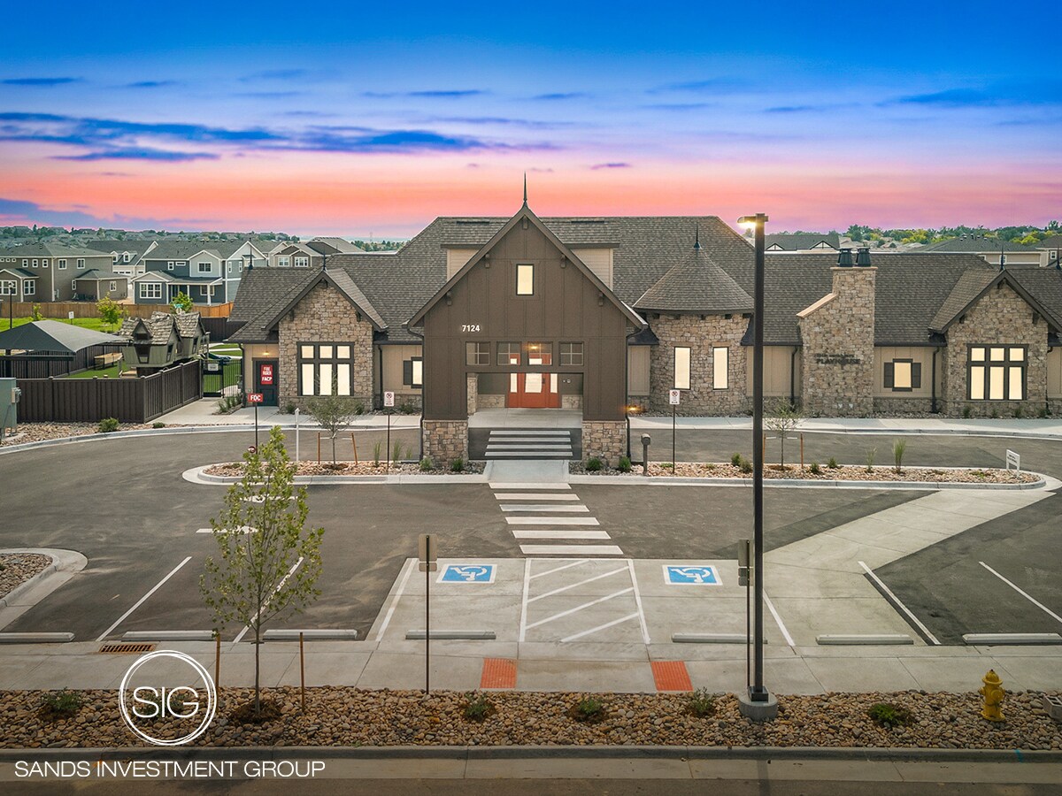 7124 E 128th Ave, Thornton, CO à vendre Photo principale– Image 1 sur 6