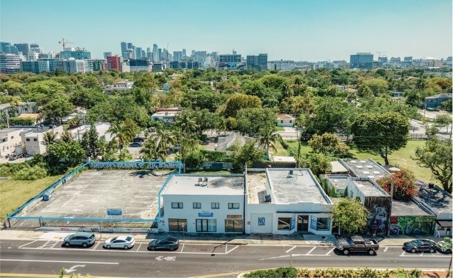 250 NW 36th St, Miami, FL à louer - Aérien – Image 1 sur 4