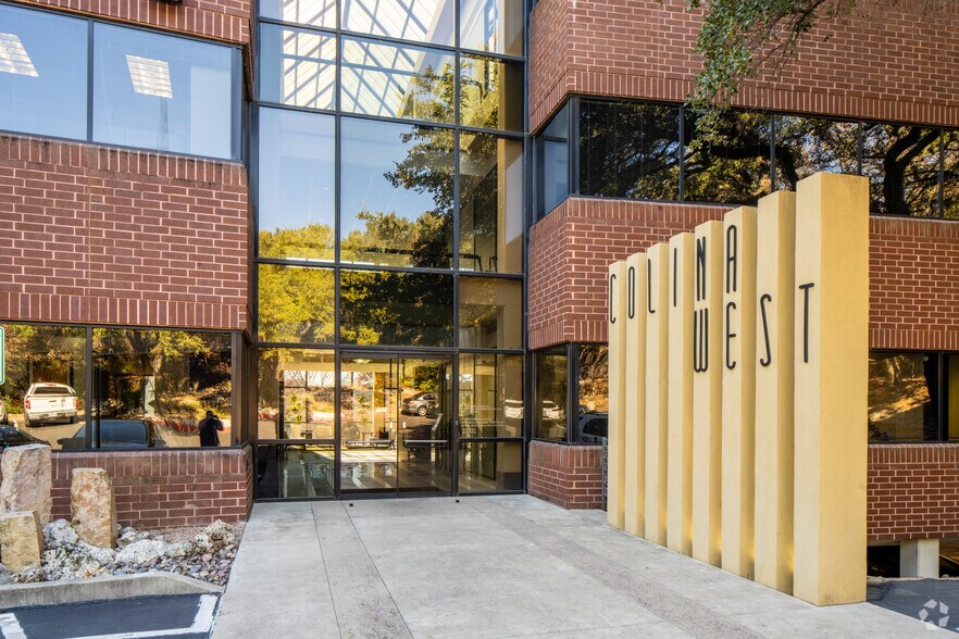 8834 N Capital of Texas Hwy, Austin, TX à louer - Photo de l’immeuble – Image 3 sur 42