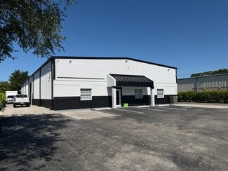 Plus de détails pour 5600 Zip Dr, Fort Myers, FL - Industriel/Logistique à louer