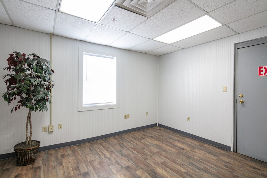 130 Ecton Rd, Winchester, KY à louer - Photo de l’immeuble – Image 2 sur 27