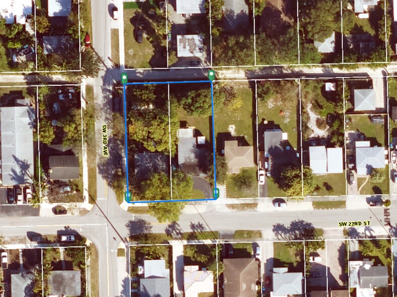 247 SW 22nd St, Fort Lauderdale, FL à vendre - Photo principale – Image 1 sur 87