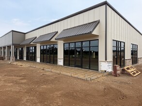 1001 Industrial Ct, Weatherford, TX à louer Photo intérieure– Image 1 sur 3