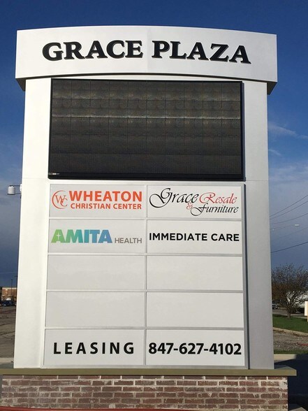 610 E North Ave, Carol Stream, IL à louer - Photo de l’immeuble – Image 3 sur 4