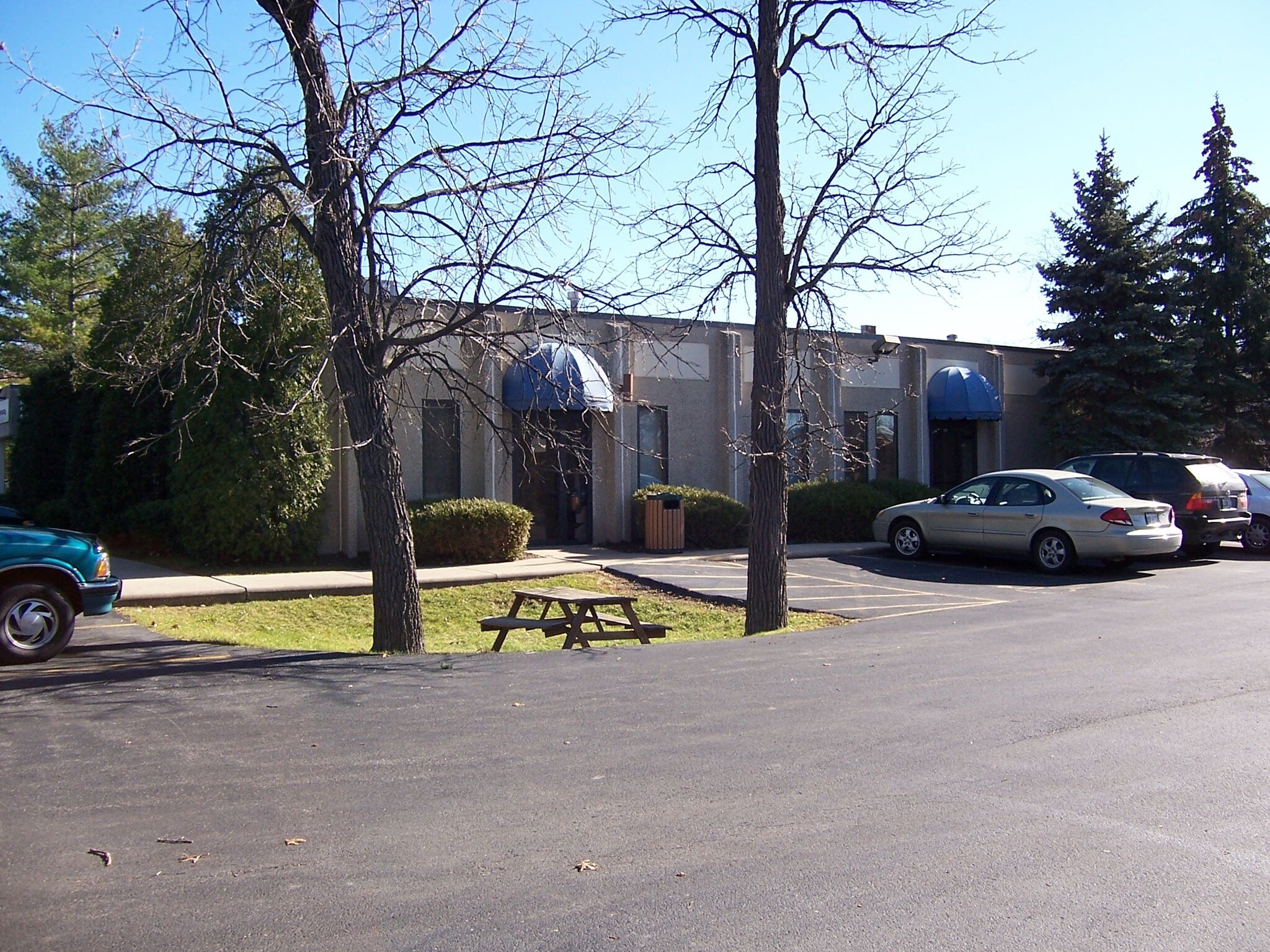 214 Washington St, Ingleside, IL à vendre Photo principale– Image 1 sur 16
