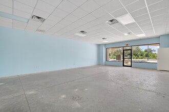 1450 E North Blvd, Leesburg, FL à louer Photo intérieure– Image 2 sur 7