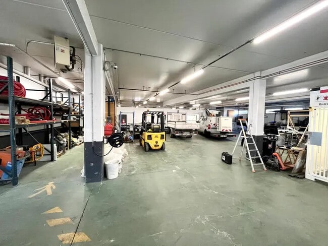 Plus de détails pour Industriel/Logistique à vendre
