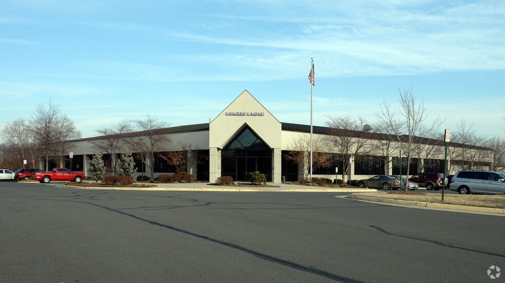 4160 Pleasant Valley Rd, Chantilly, VA à vendre - Photo de l’immeuble – Image 1 sur 5