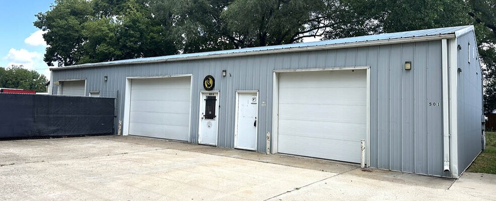 855 Maple St, Lawrence, KS à louer - Photo de l’immeuble – Image 1 sur 8