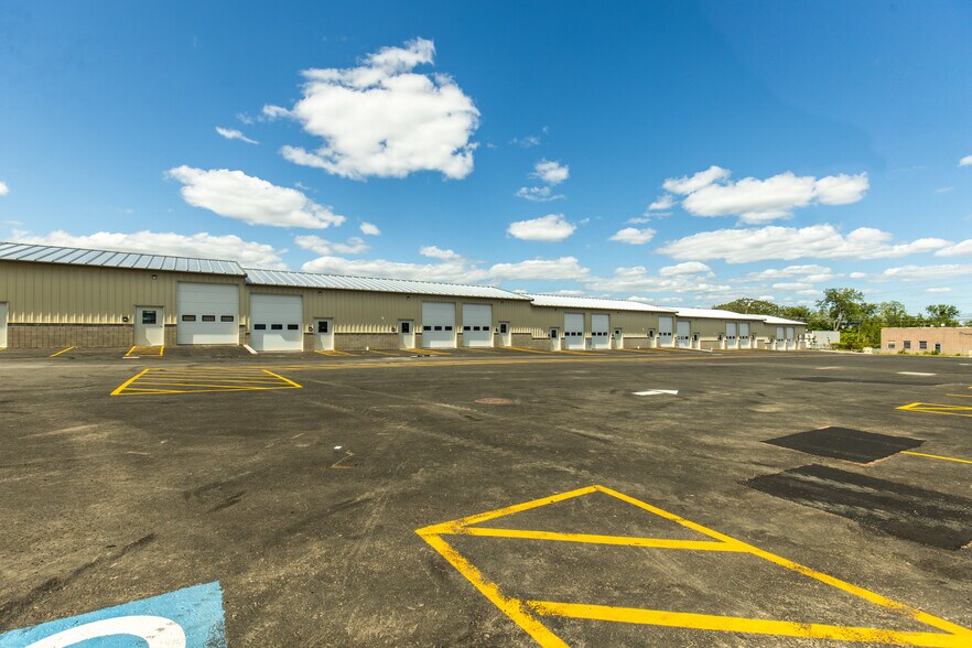 399 Ledyard St, Hartford, CT à louer - Photo de l’immeuble – Image 1 sur 11