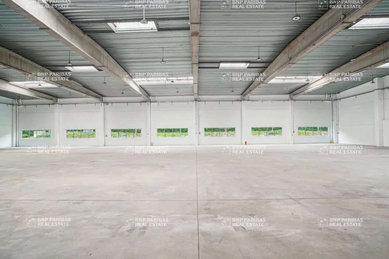 Local d’activités dans Chilly-Mazarin à louer Photo intérieure– Image 1 sur 15