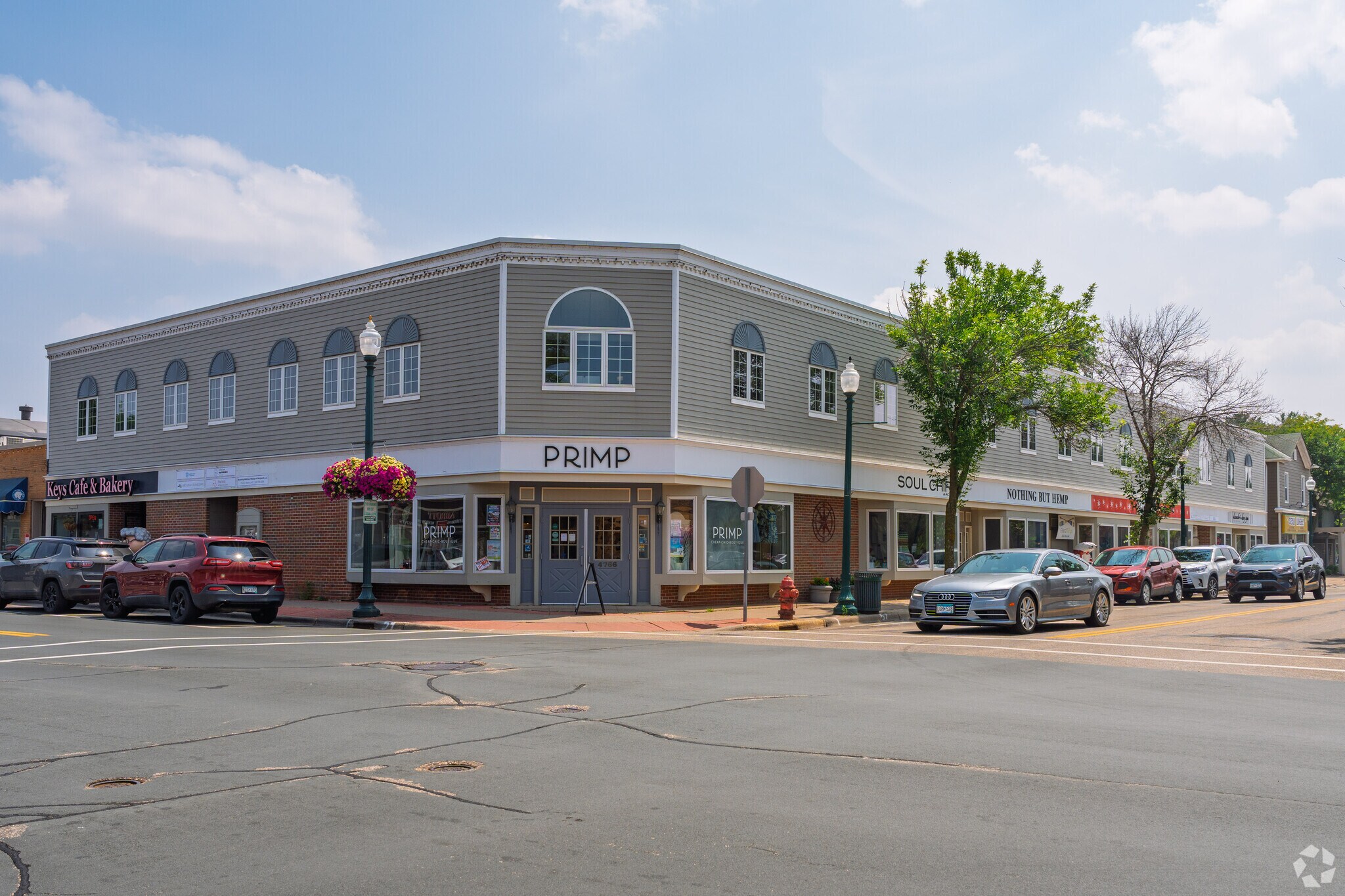 4754-4766 Banning Ave, White Bear Lake, MN à louer Photo de l’immeuble– Image 1 sur 18