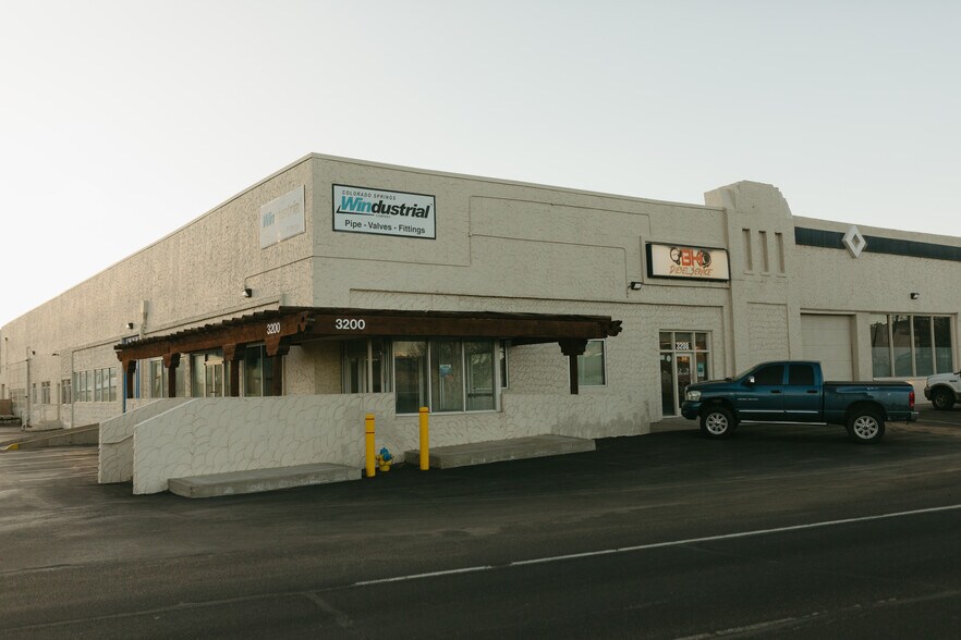 3200-3250 N Nevada Ave, Colorado Springs, CO à louer - Photo de l’immeuble – Image 3 sur 17