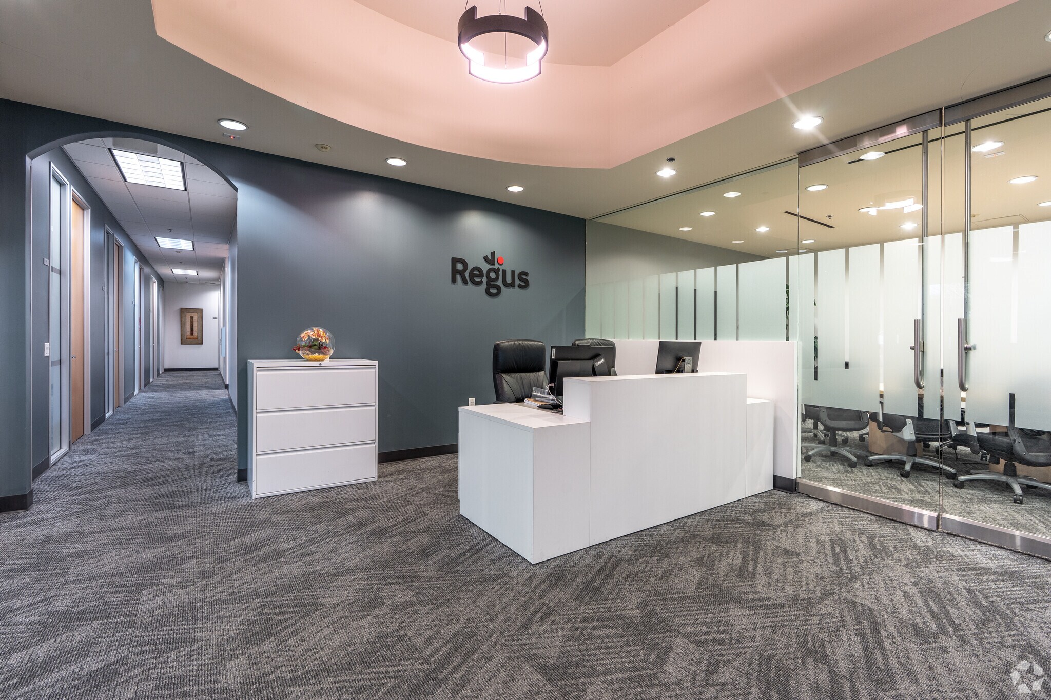 3200 E Guasti Rd, Ontario, CA à louer Photo intérieure– Image 1 sur 26