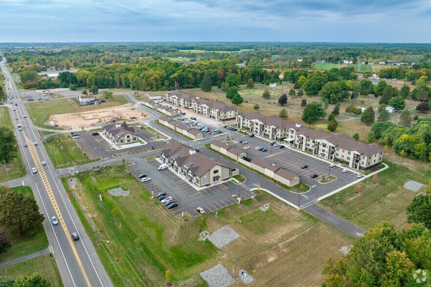 4591 State Route 31, Clay, NY à louer - Aérien – Image 2 sur 3