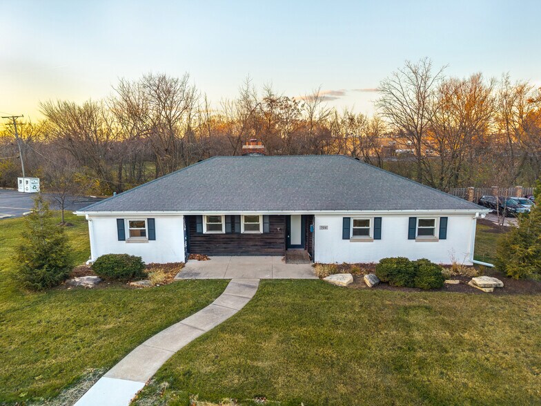 704 E 9th St, Lockport, IL à louer - Photo de l’immeuble – Image 2 sur 35