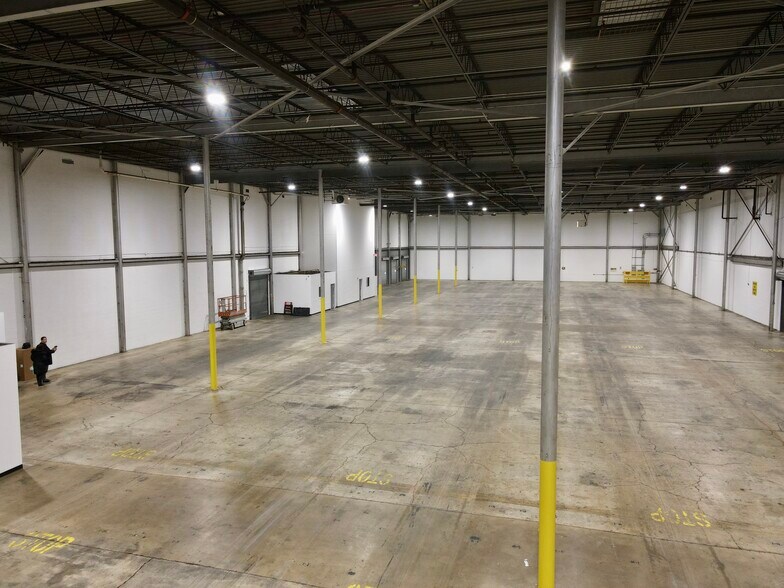 95 Mayhill St, Saddle Brook, NJ à louer - Photo de l’immeuble – Image 1 sur 17