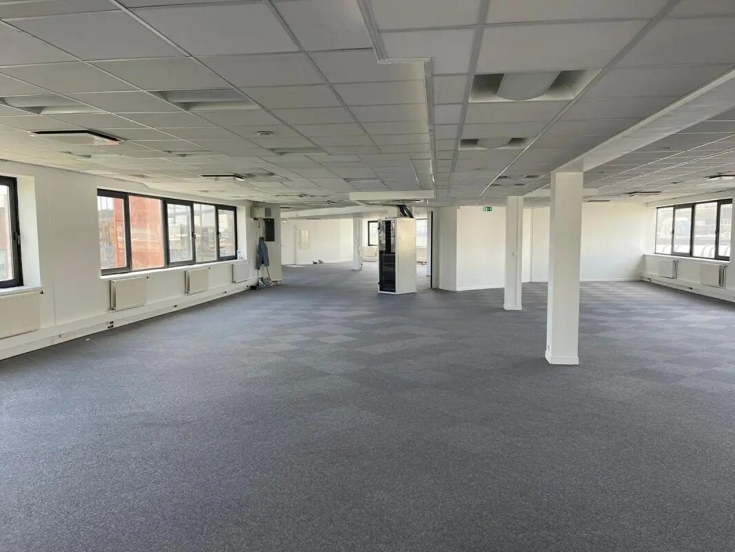 Bureau dans Cergy à vendre Photo intérieure– Image 1 sur 4