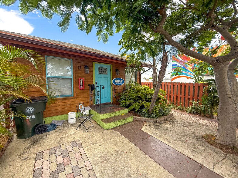 17 S L St, Lake Worth, FL à vendre - Photo de l’immeuble – Image 3 sur 11