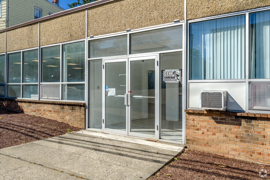 2075 Millburn Ave, Maplewood, NJ à louer - Photo de l’immeuble – Image 3 sur 13