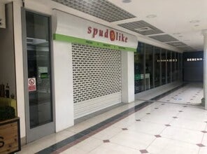 Quadrant Rd, Stoke On Trent à louer Photo de l’immeuble– Image 1 sur 1