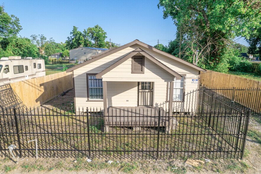 1051 W Little York Rd, Houston, TX à vendre - Photo de l’immeuble – Image 3 sur 48