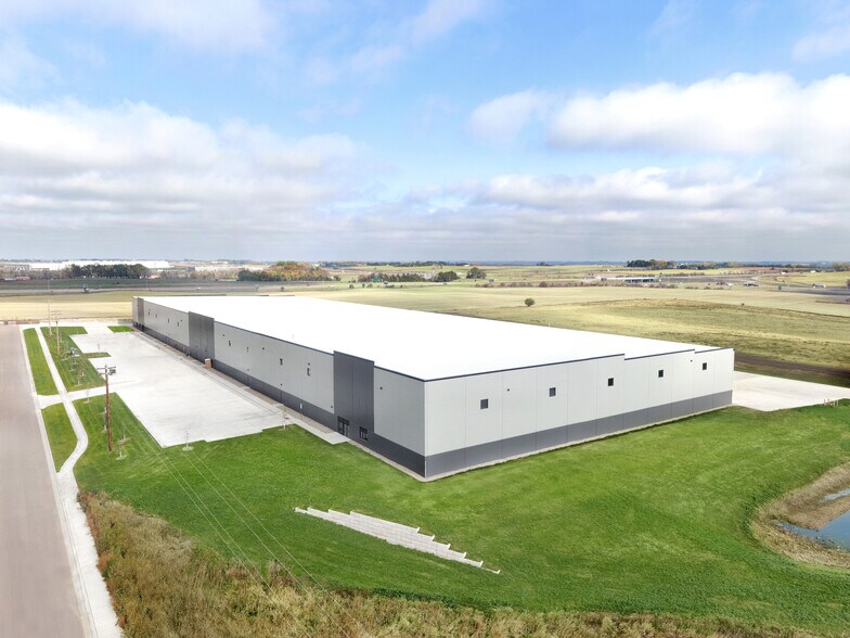 5400 Career, Sioux Falls, SD à vendre - Aérien – Image 2 sur 9