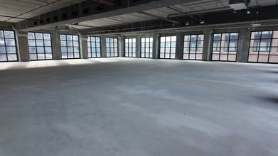 150 E 4th Pl, Sioux Falls, SD à louer Photo intérieure– Image 2 sur 3