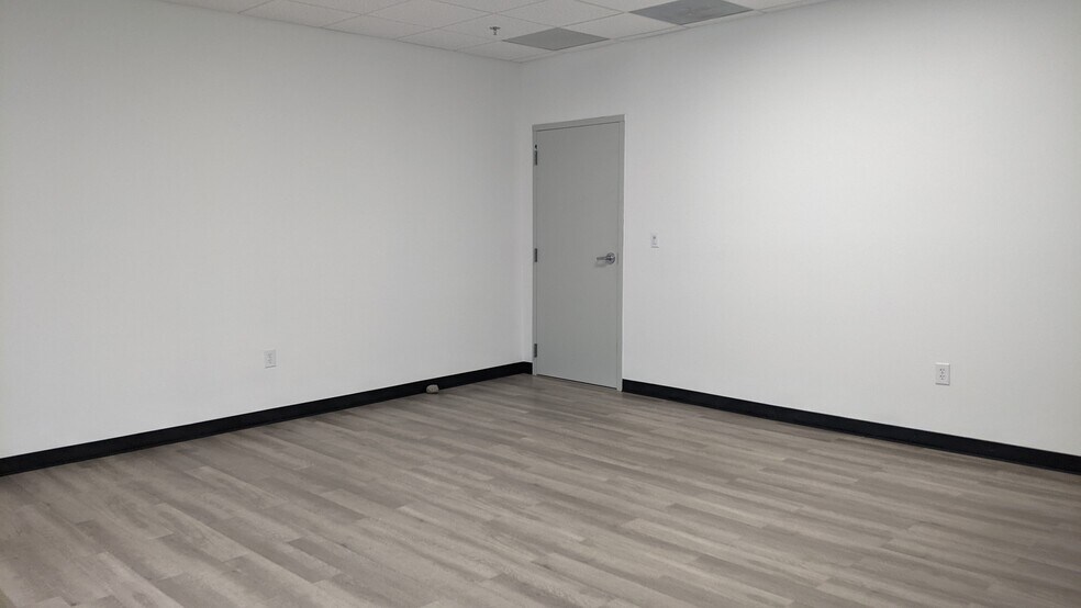 11714 Boudreaux Rd, Tomball, TX à louer - Photo intérieure – Image 3 sur 5