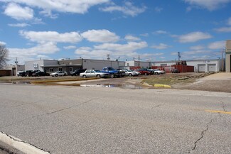 Plus de détails pour 41135 Irwin Dr, Harrison Township, MI - Industriel/Logistique à vendre