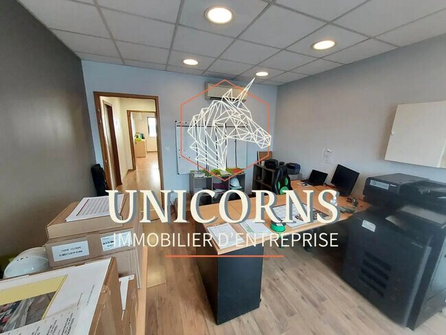 Plus de détails pour Bureau à louer