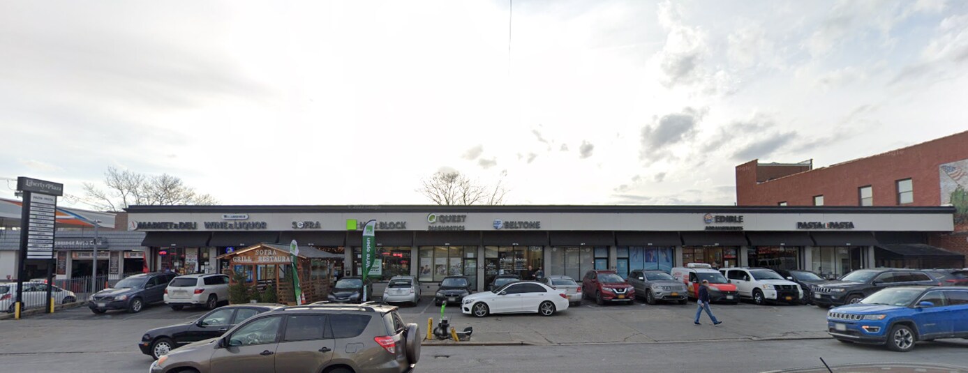 2009-2059 Williamsbridge Rd, Bronx, NY à louer Photo principale– Image 1 sur 2
