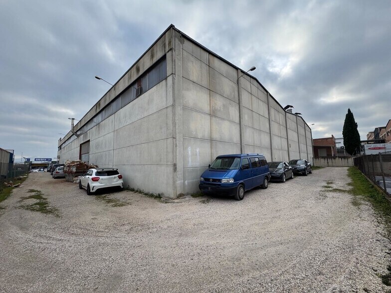 Industriel/Logistique dans Igualada, Barcelona à louer - Photo de l’immeuble – Image 3 sur 30