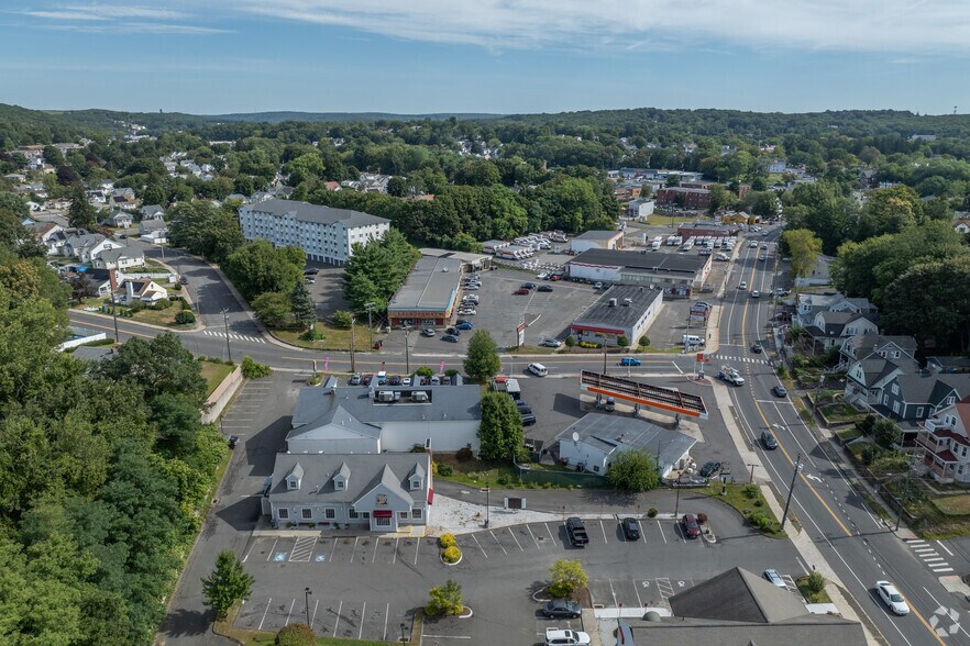 158 Manor Ave, Waterbury, CT à vendre - Aérien – Image 3 sur 5