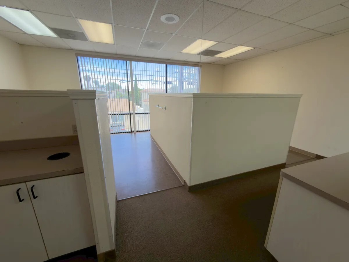 7125 El Cajon Blvd, San Diego, CA à vendre Photo intérieure– Image 1 sur 3
