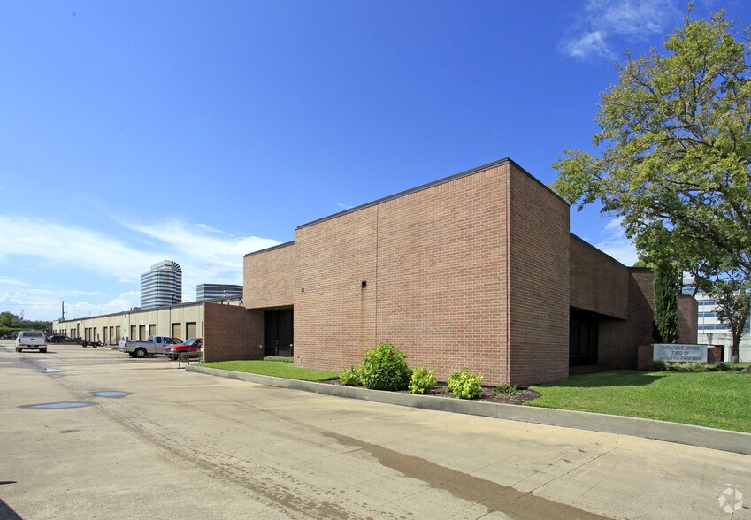 3630-3668 Westchase Dr, Houston, TX à louer - Photo de l’immeuble – Image 3 sur 16