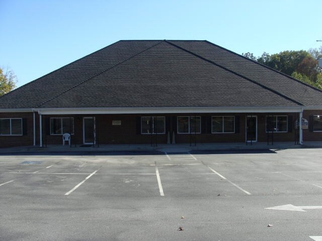 638 Historic Hwy 441 N, Demorest, GA à louer - Photo de l’immeuble – Image 3 sur 6