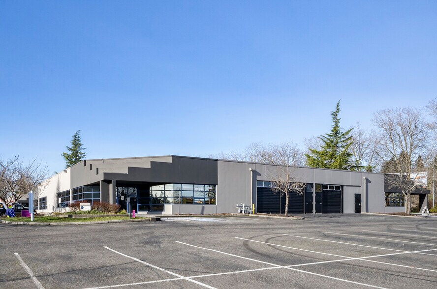 12314-12324 134th Ct NE, Redmond, WA à louer - Photo de l’immeuble – Image 3 sur 16