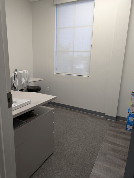 8500-8564 E County Road 466, The Villages, FL à louer - Photo intérieure – Image 2 sur 17