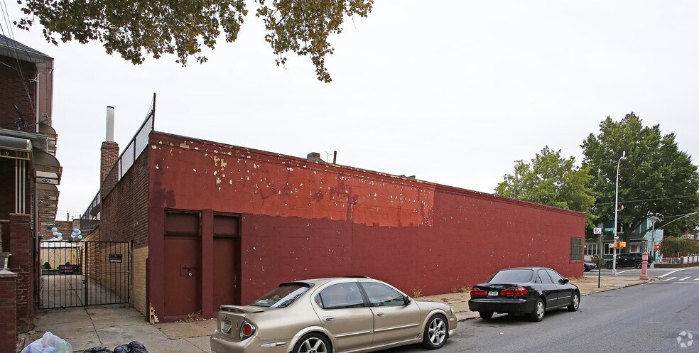 4909 Clarendon Rd, Brooklyn, NY à louer - Photo de l’immeuble – Image 2 sur 5