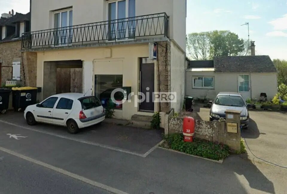 Local d’activités dans Pluvigner à louer Photo de l’immeuble– Image 1 sur 2