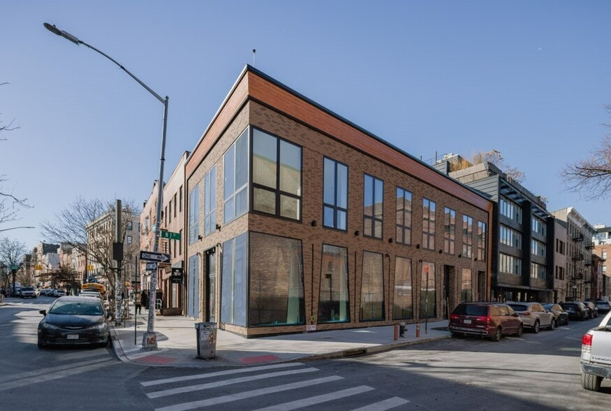 276 Bedford Ave, Brooklyn, NY à louer - Photo principale – Image 1 sur 4