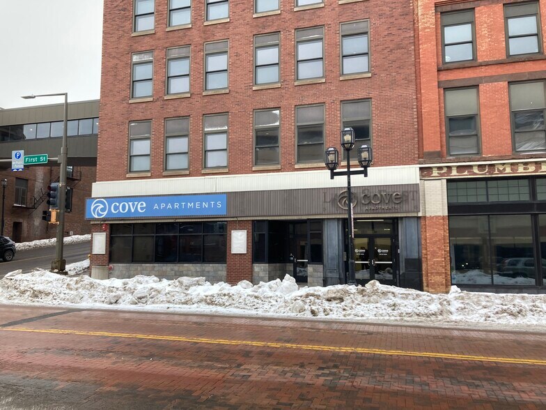 5 E 1st St, Duluth, MN à louer - Photo principale – Image 1 sur 1