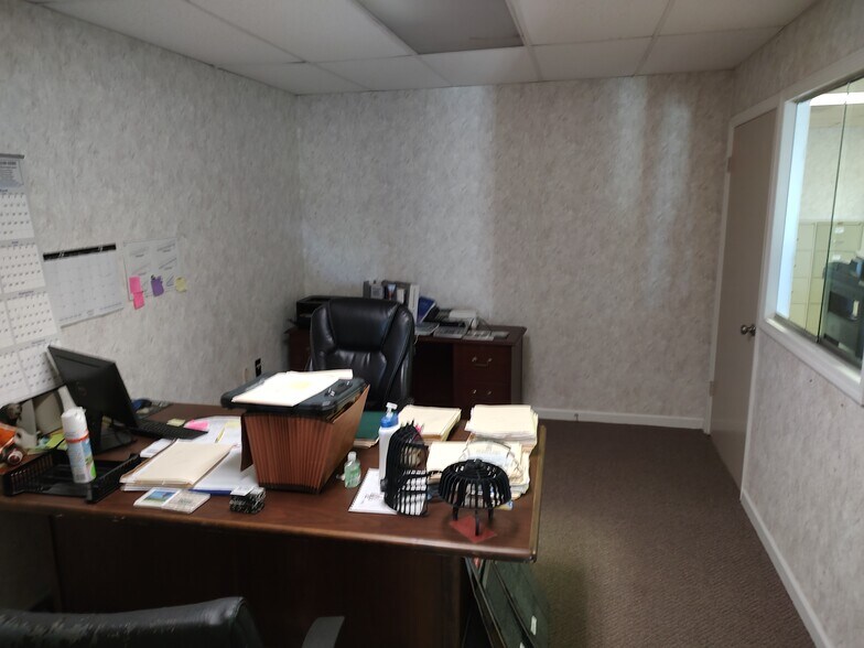 1210 Madison St, Shelbyville, TN à vendre - Photo intérieure – Image 3 sur 11