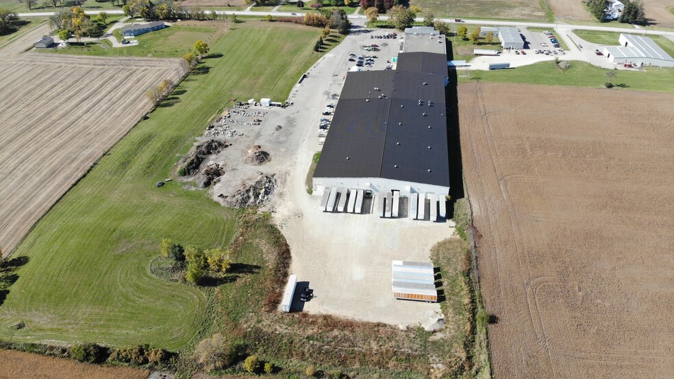 3249 S County Road 45, Owatonna, MN à louer - Photo de l’immeuble – Image 2 sur 8
