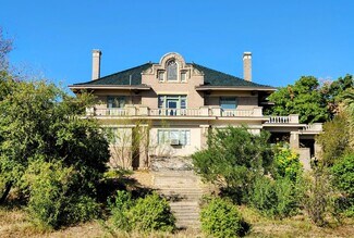 Plus de détails pour 602 W French Pl, San Antonio, TX - Bureau à vendre